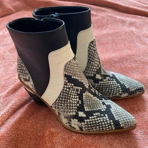 Gianni Bini Snakeskin Boots